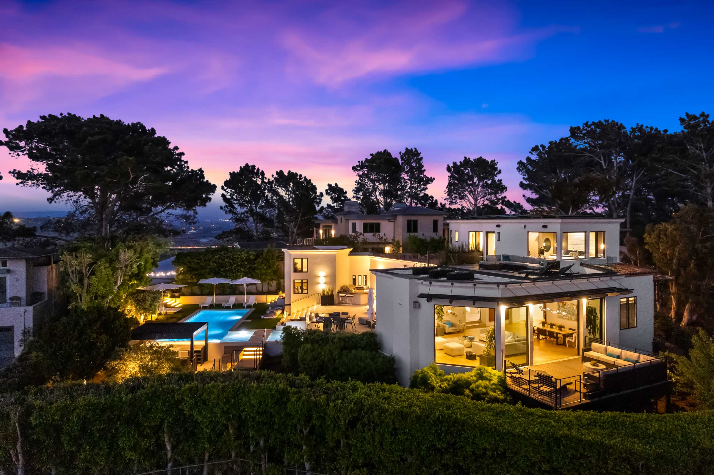 1 Spectacular Del Mar San Diego Home sunset twilight real estate photo