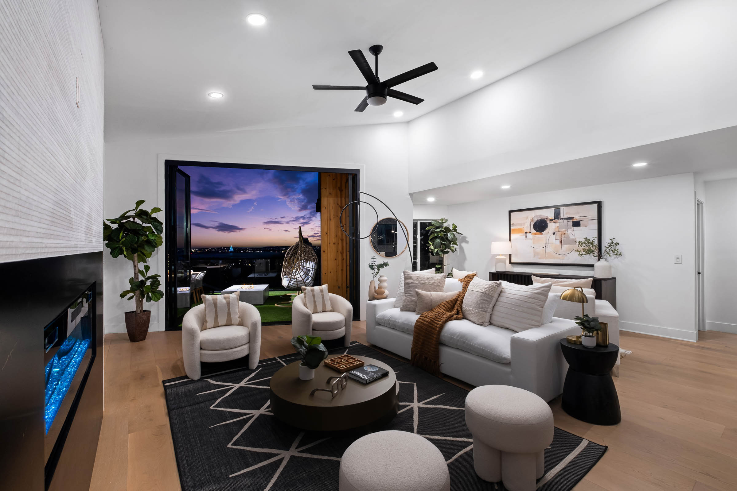 2 amazing living room panoramic ocean views twilight real estate photo