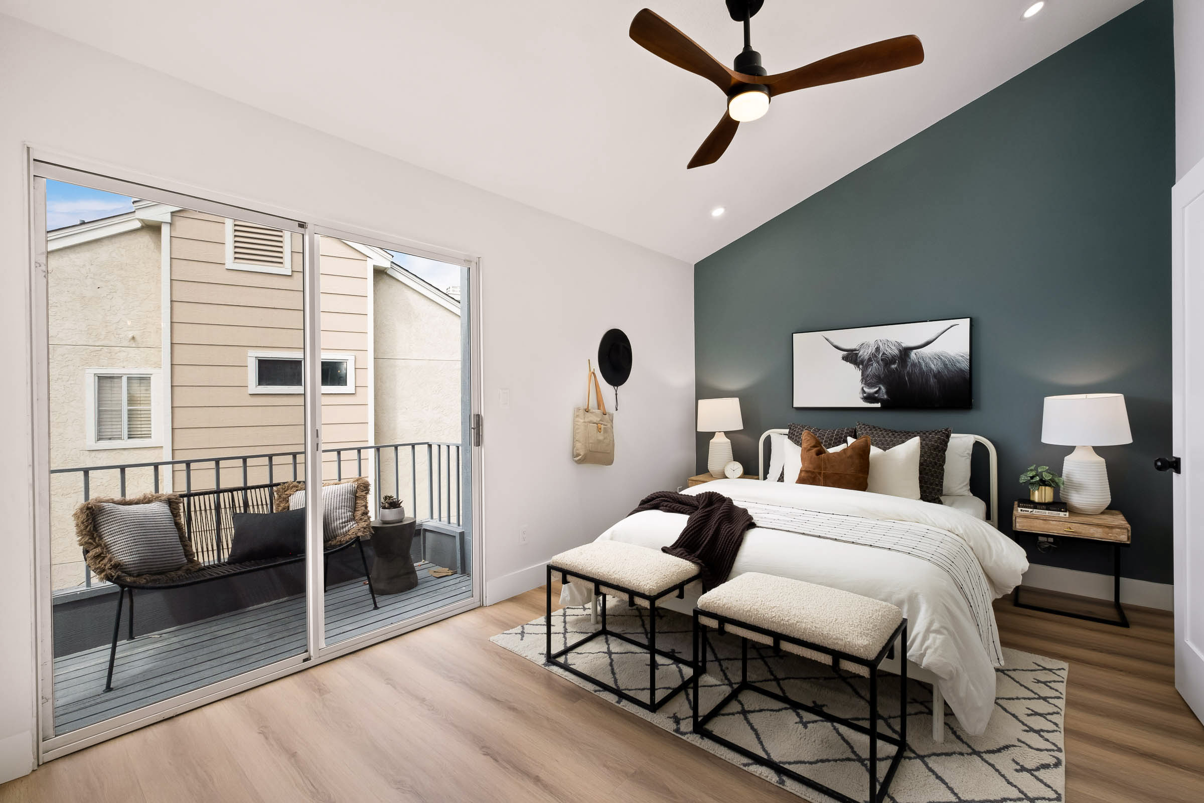 Image 090